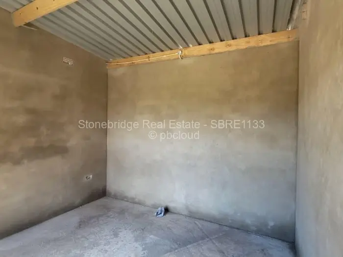 2 Bedroom House for Sale in Selbourne Park, Bulawayo