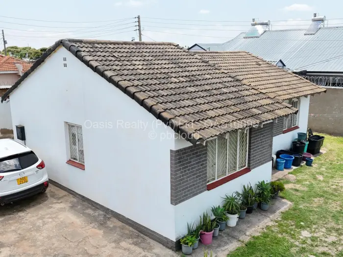 1 Bedroom House for Sale in Msasa Park, Harare
