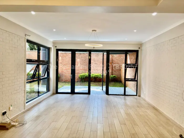 Townhouse/Cluster to Rent in Greendale, Harare