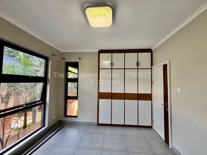 Townhouse/Cluster to Rent in Greendale, Harare