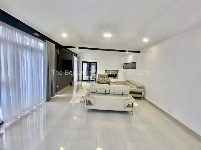 Townhouse/Cluster to Rent in Mount Pleasant, Harare