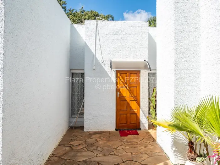 4 Bedroom House for Sale in Highlands, Harare