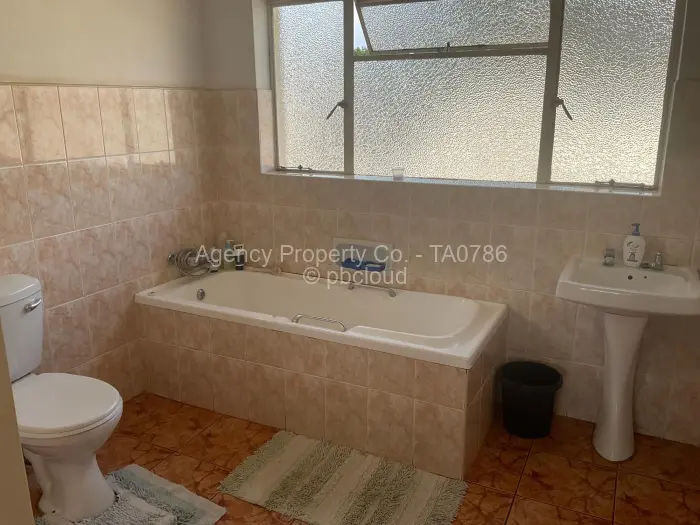 Townhouse/Cluster for Sale in Greendale, Harare