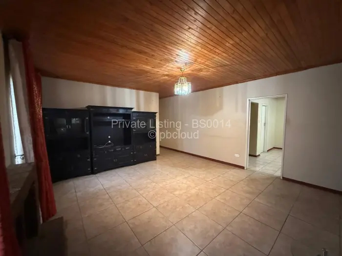 4 Bedroom House to Rent in Ruwa, Ruwa