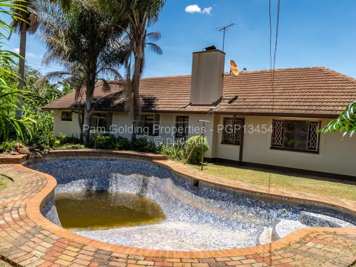 3 Bedroom House for Sale in Avonlea, Harare