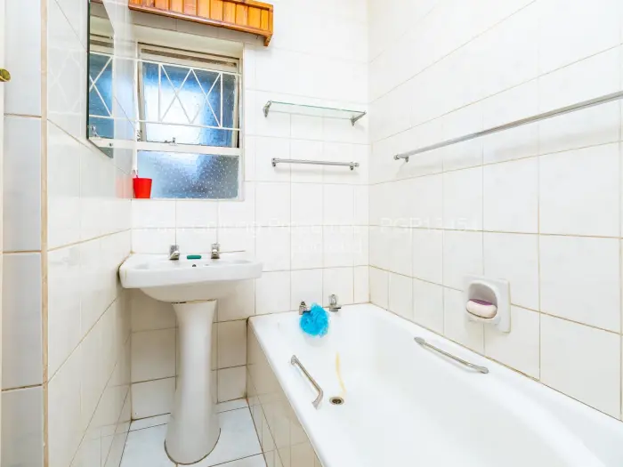 3 Bedroom House for Sale in Avonlea, Harare