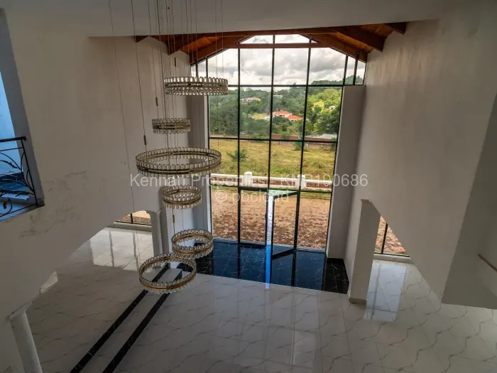 Townhouse/Cluster for Sale in Helensvale, Harare