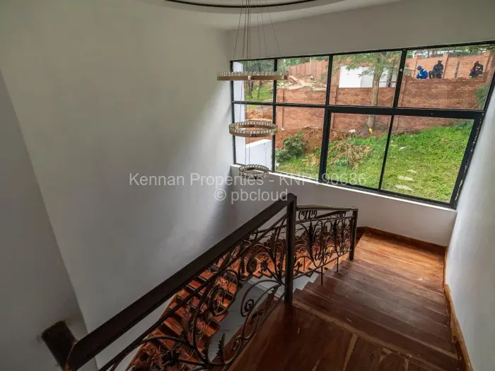 Townhouse/Cluster for Sale in Helensvale, Harare