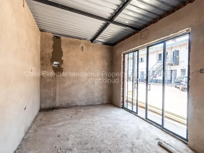Retail/Shop to Rent in Lewisam, Harare