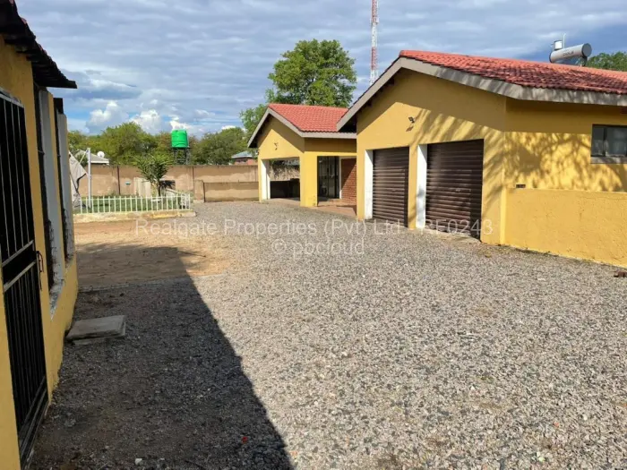 4 Bedroom House for Sale in Richmond, Bulawayo