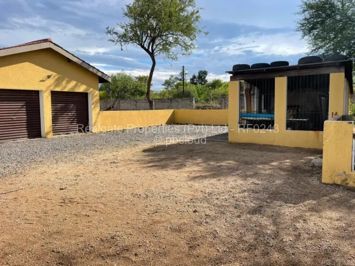 4 Bedroom House for Sale in Richmond, Bulawayo