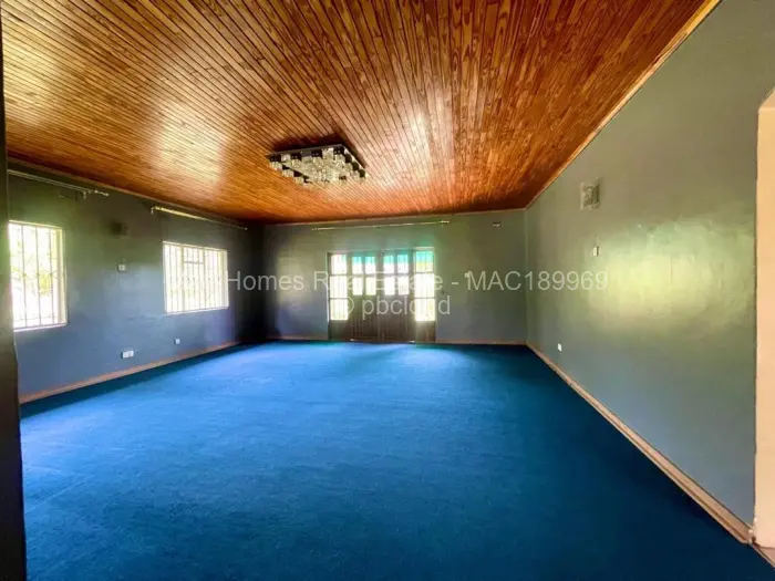 4 Bedroom House to Rent in Greystone Park