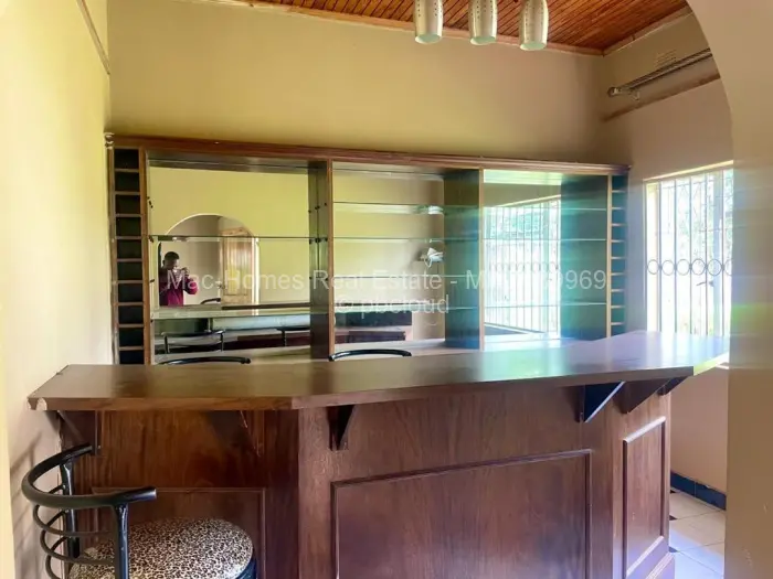 4 Bedroom House to Rent in Greystone Park