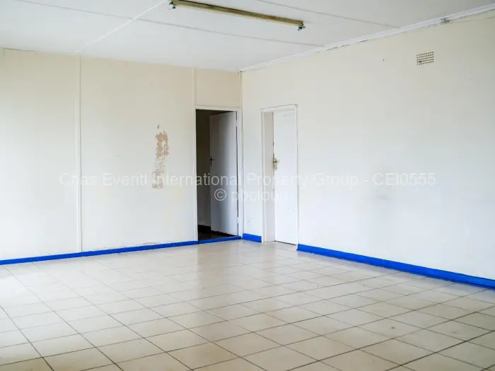 Warehouse/Industrial to Rent in Belmont, Bulawayo