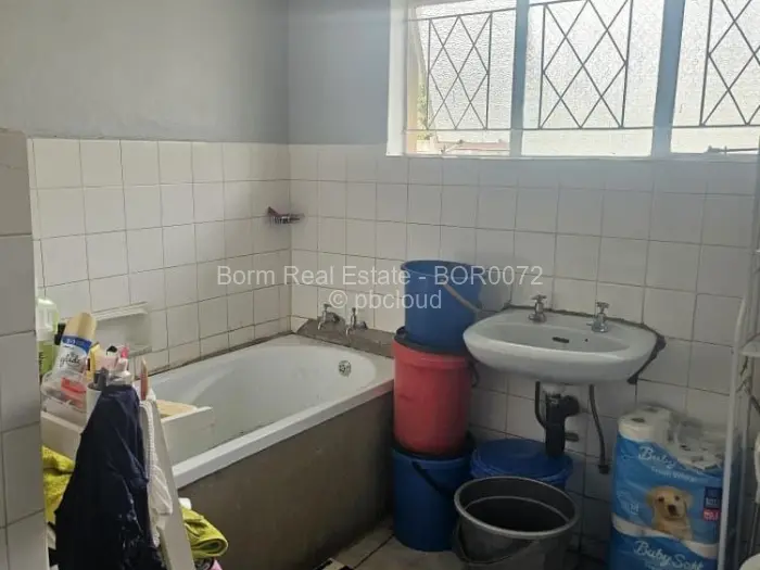 2 Bedroom Cottage/Garden Flat for Sale in Vainona, Harare