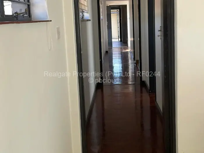 3 Bedroom House for Sale in Killarney, Bulawayo