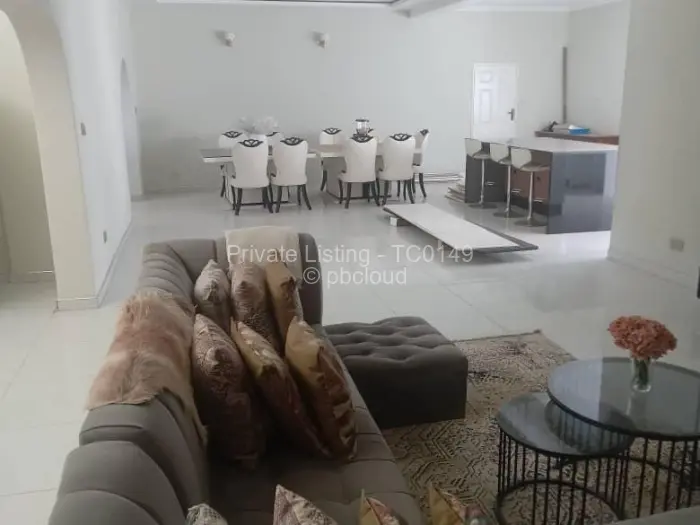 Townhouse/Cluster to Rent in Helensvale, Harare