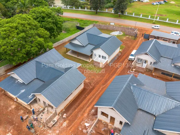 Townhouse/Cluster for Sale in Borrowdale Brooke, Harare