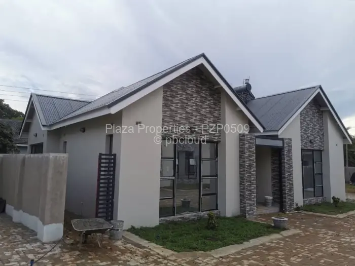 Townhouse/Cluster for Sale in Borrowdale West, Harare