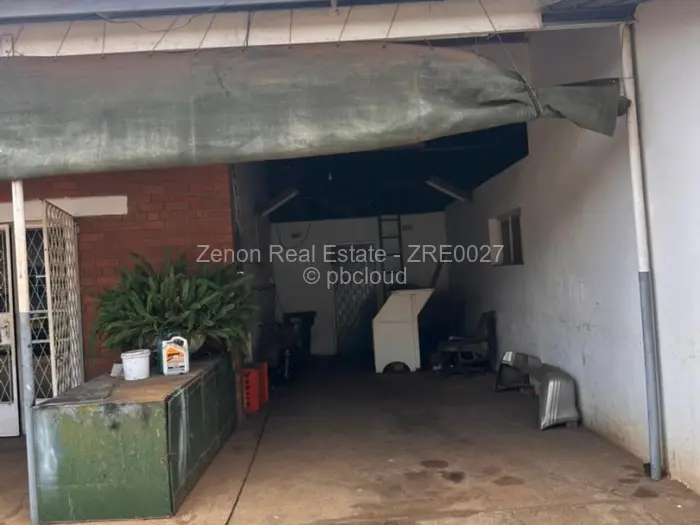 Warehouse/Industrial for Sale in Bluff Hill, Harare