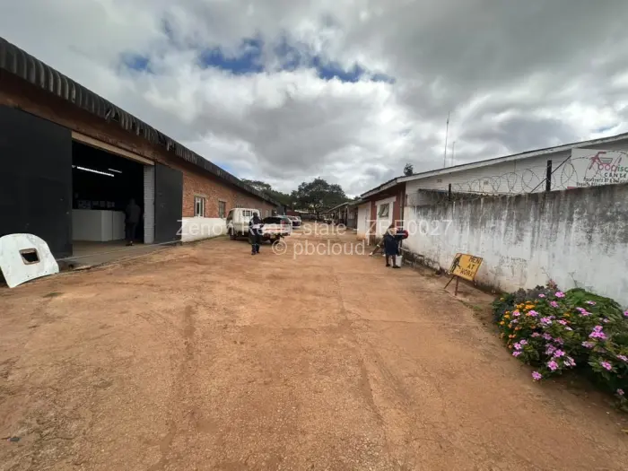 Warehouse/Industrial for Sale in Bluff Hill, Harare