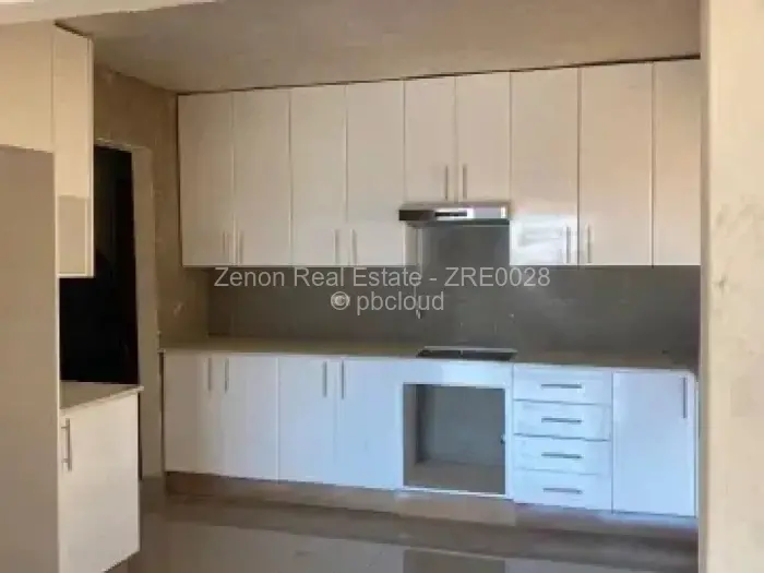 7 Bedroom House for Sale in Gletwin Park, Harare