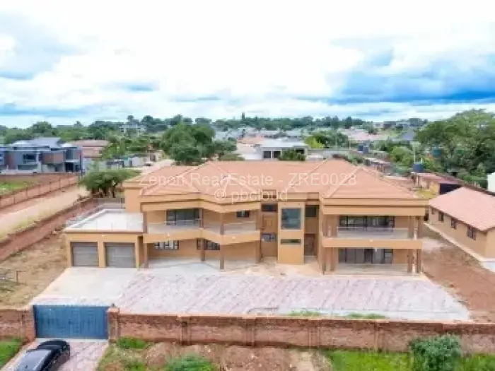 7 Bedroom House for Sale in Gletwin Park, Harare