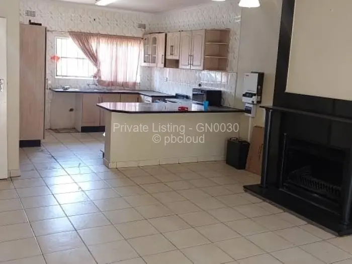 Townhouse/Cluster to Rent in Prospect, Harare