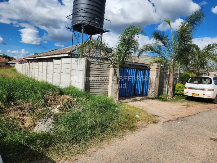4 Bedroom House for Sale in Springvale, Ruwa