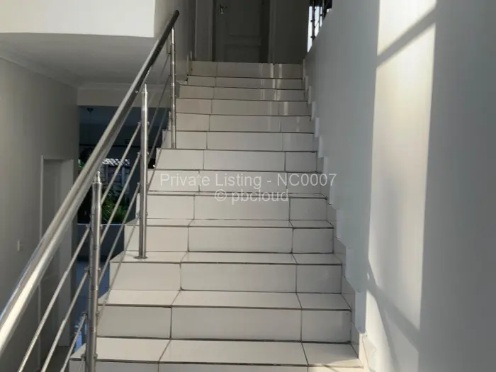 Flat/Apartment to Rent in Newlands, Harare