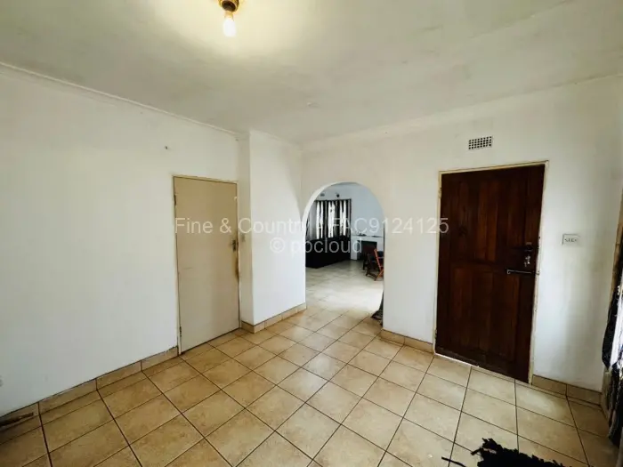 4 Bedroom House for Sale in Kuwadzana, Harare