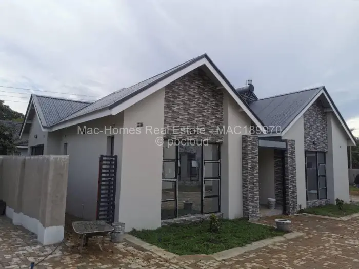 Townhouse/Cluster for Sale in Borrowdale West, Harare