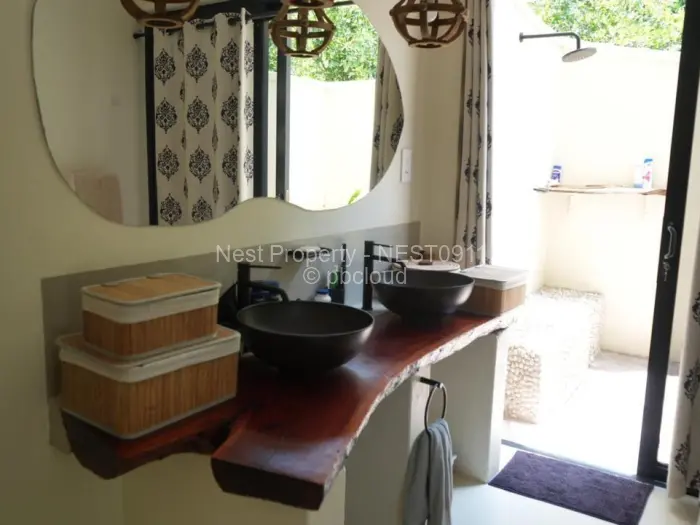 3 Bedroom House for Sale in Victoria Falls, Victoria Falls
