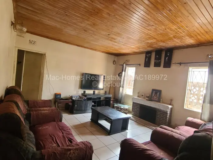 3 Bedroom House to Rent in Glenville, Bulawayo