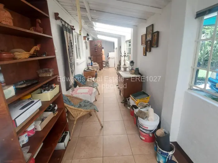 Townhouse/Cluster for Sale in Lake Chivero, Lake Chivero