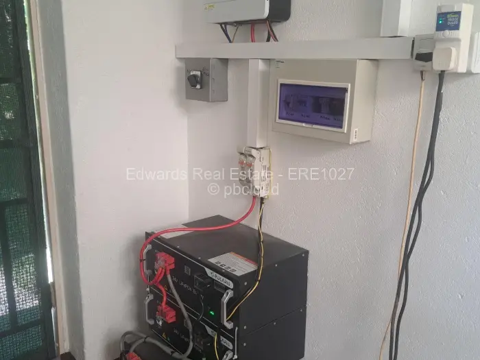 Townhouse/Cluster for Sale in Lake Chivero, Lake Chivero