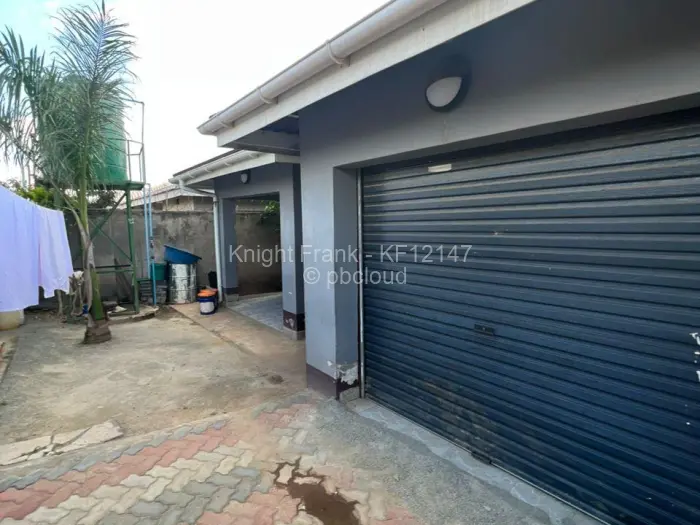 3 Bedroom House for Sale in Budiriro, Harare