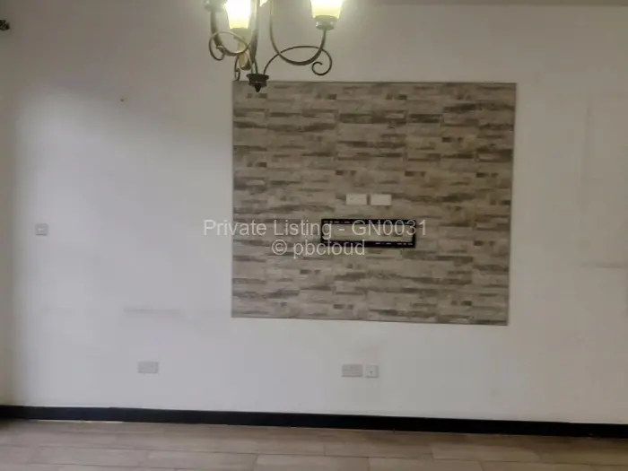 Townhouse/Cluster for Sale in Avondale, Harare