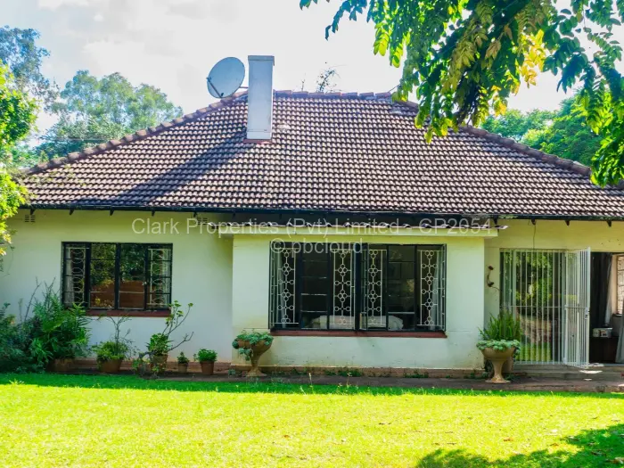 3 Bedroom House for Sale in Highlands, Harare