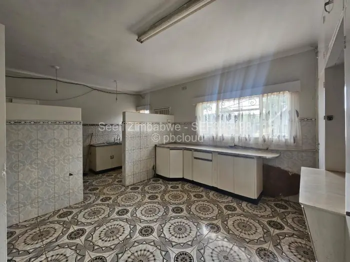 4 Bedroom House to Rent in Borrowdale, Harare