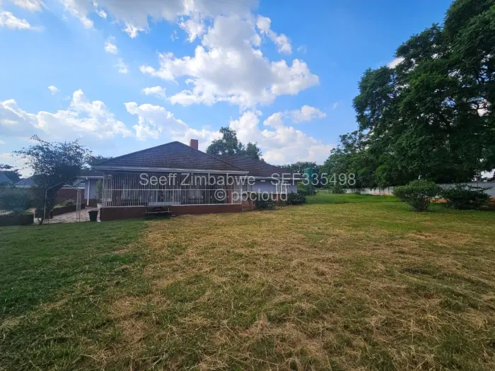 4 Bedroom House to Rent in Borrowdale, Harare