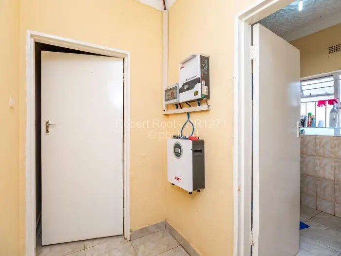 5 Bedroom House for Sale in Glaudina, Harare