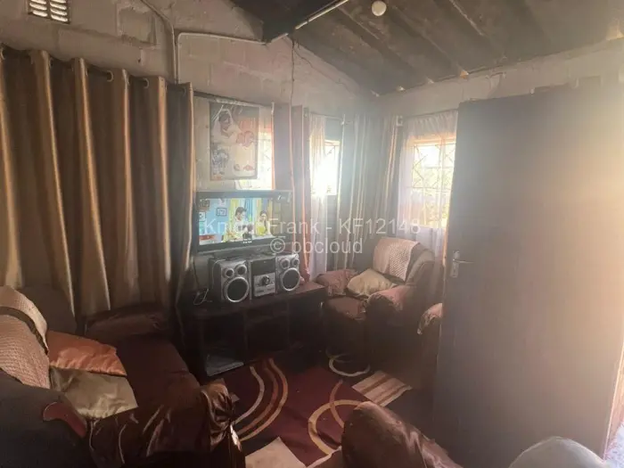 2 Bedroom House for Sale in Mufakose, Harare