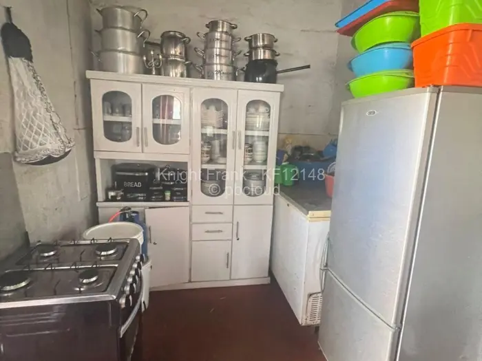 2 Bedroom House for Sale in Mufakose, Harare