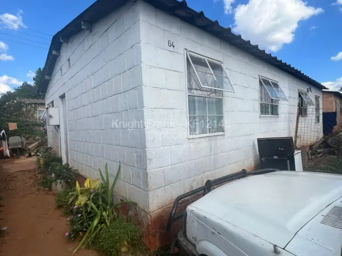 2 Bedroom House for Sale in Mufakose, Harare