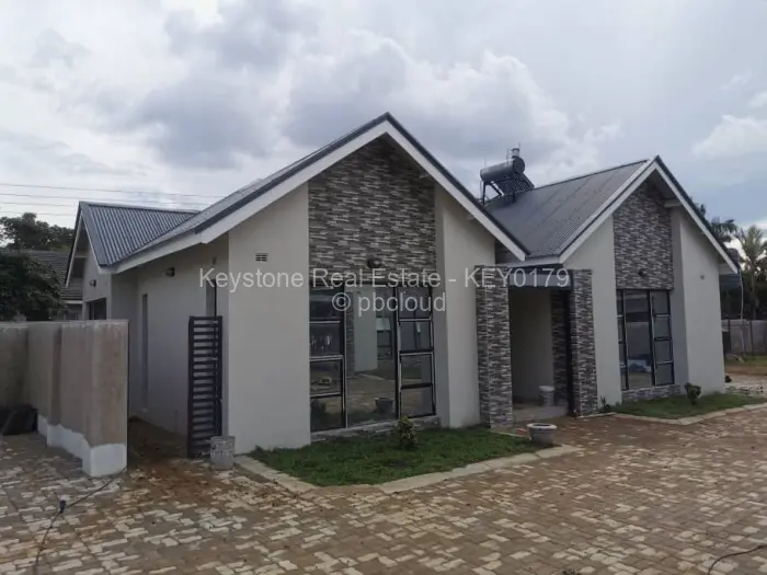 Townhouse/Cluster for Sale in Borrowdale West, Harare