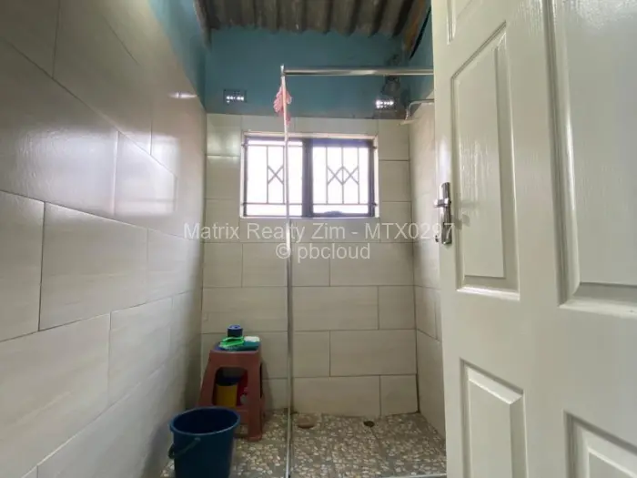 3 Bedroom House for Sale in Zengeza, Chitungwiza