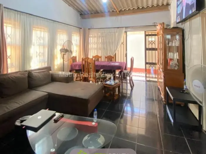 3 Bedroom House for Sale in Zengeza, Chitungwiza