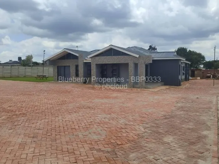 6 Bedroom House for Sale in Mount Pleasant Heights, Harare