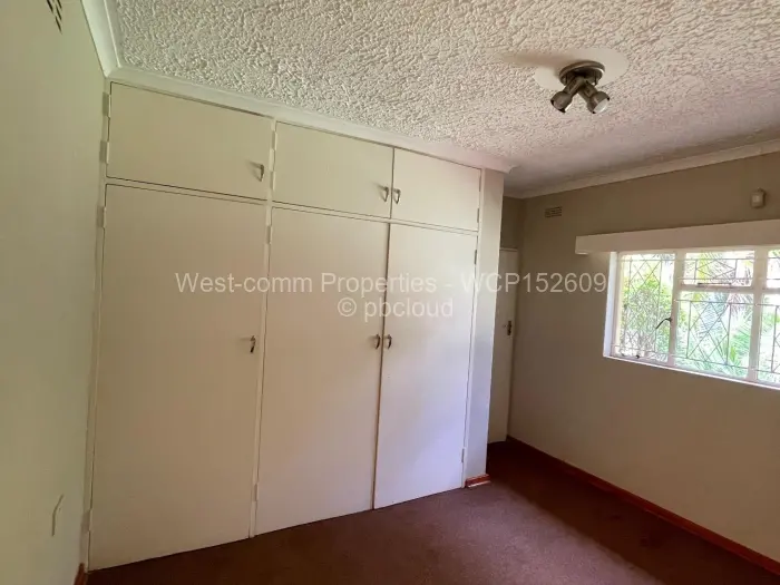 4 Bedroom House to Rent in Greendale